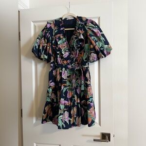 Love the Label dress.